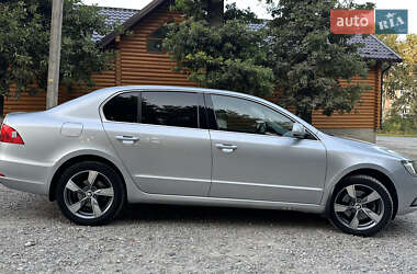 Ліфтбек Skoda Superb 2013 в Чернівцях