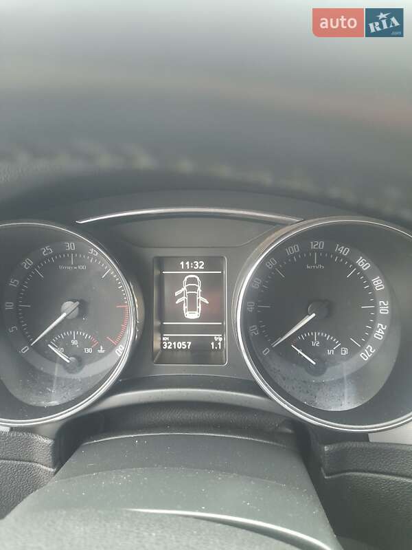 Універсал Skoda Superb 2012 в Тернополі