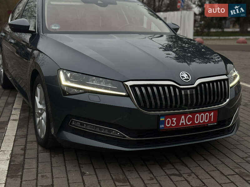 Ліфтбек Skoda Superb 2019 в Луцьку