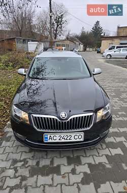 Універсал Skoda Superb 2015 в Луцьку