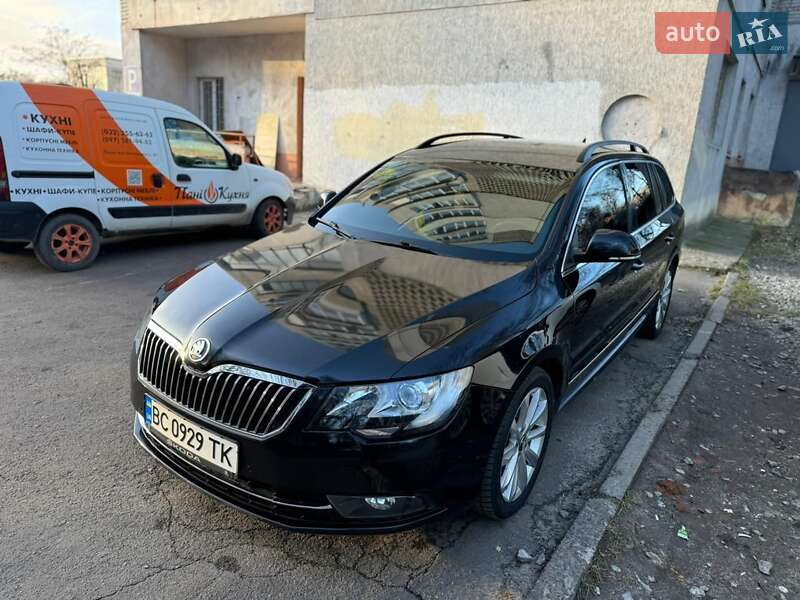 Універсал Skoda Superb 2014 в Львові