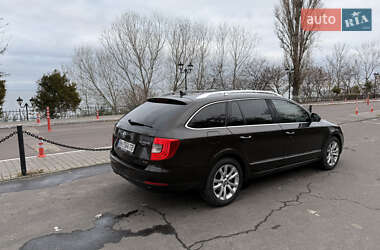 Универсал Skoda Superb 2014 в 