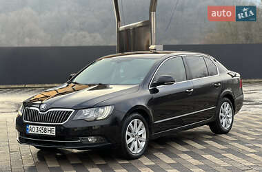 Ліфтбек Skoda Superb 2014 в Сваляві