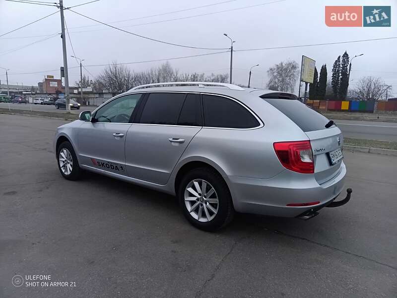 Універсал Skoda Superb 2014 в Сумах