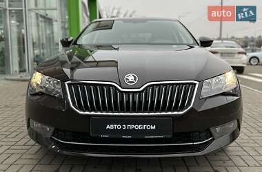 Лифтбек Skoda Superb 2018 в Киеве