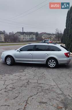 Универсал Skoda Superb 2012 в 