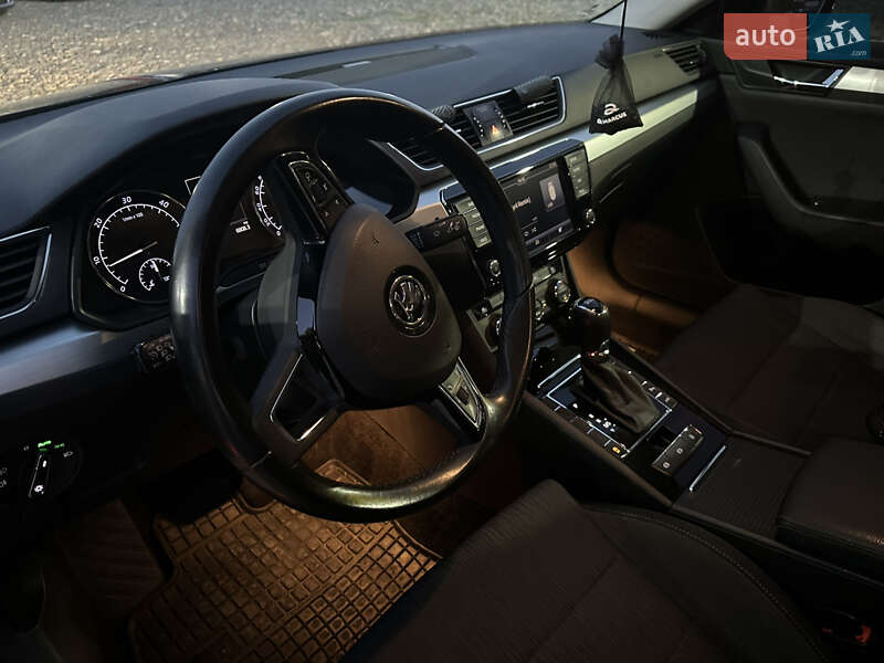 Ліфтбек Skoda Superb 2016 в Мукачевому