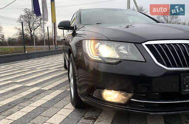 Універсал Skoda Superb 2014 в Львові