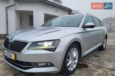 Універсал Skoda Superb 2016 в Львові