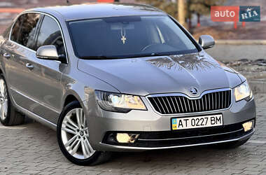 Ліфтбек Skoda Superb 2013 в Івано-Франківську