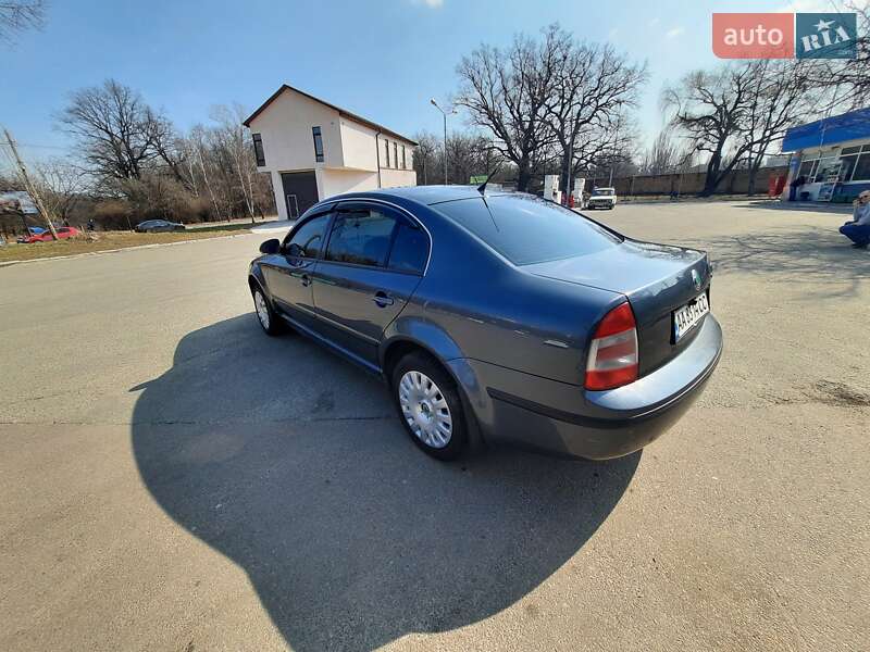 Лифтбек Skoda Superb 2007 в Черкассах