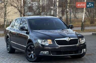 Лифтбек Skoda Superb 2010 в Дрогобыче