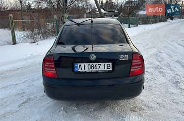 Лифтбек Skoda Superb 2005 в 