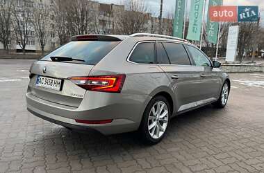 Універсал Skoda Superb 2017 в Луцьку