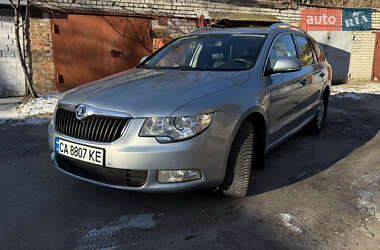 Универсал Skoda Superb 2011 в Каневе