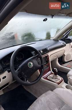 Ліфтбек Skoda Superb 2003 в Одесі