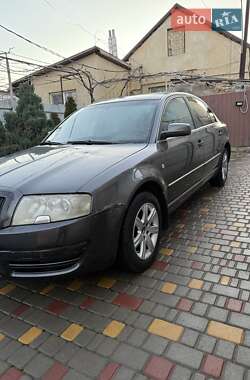 Ліфтбек Skoda Superb 2003 в Одесі