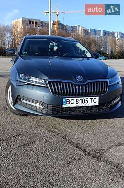 Універсал Skoda Superb 2019 в Львові