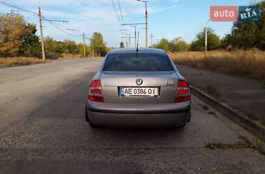 Ліфтбек Skoda Superb 2006 в Кривому Розі