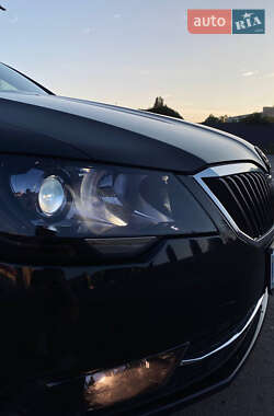 Ліфтбек Skoda Superb 2013 в Черкасах