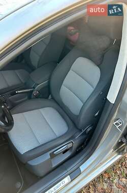 Лифтбек Skoda Superb 2011 в 