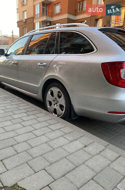 Універсал Skoda Superb 2013 в Львові