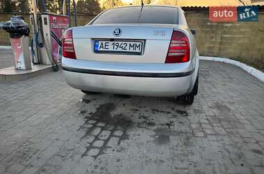 Лифтбек Skoda Superb 2005 в 
