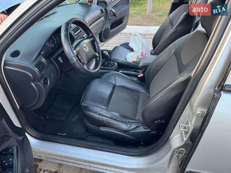 Лифтбек Skoda Superb 2005 в Сарнах фото 7 Лифтбек Skoda Superb 2005 в Сарнах