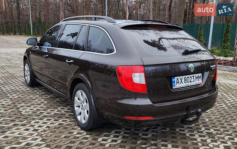 Универсал Skoda Superb 2012 в Харькове
