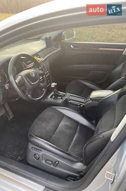 Ліфтбек Skoda Superb 2012 в 