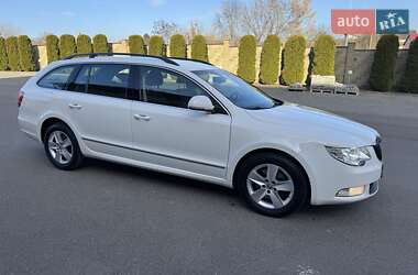 Універсал Skoda Superb 2010 в Луцьку