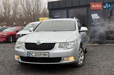 Універсал Skoda Superb 2012 в Львові