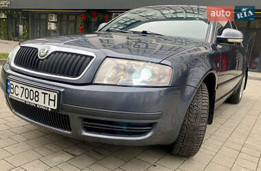 Ліфтбек Skoda Superb 2007 в Новояворівську