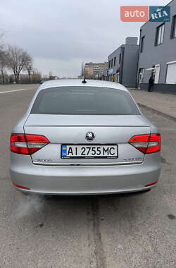 Лифтбек Skoda Superb 2013 в Кривом Роге