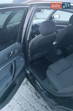 Лифтбек Skoda Superb 2005 в 