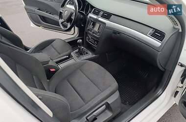 Універсал Skoda Superb 2014 в 