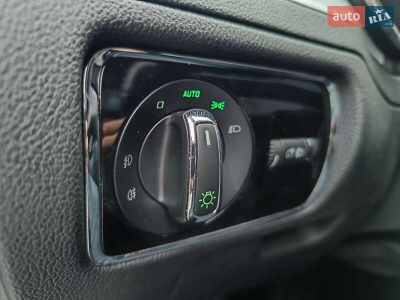Универсал Skoda Superb 2014 в Мукачево