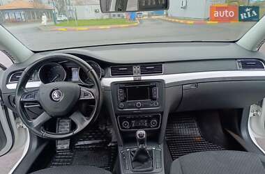 Універсал Skoda Superb 2014 в 
