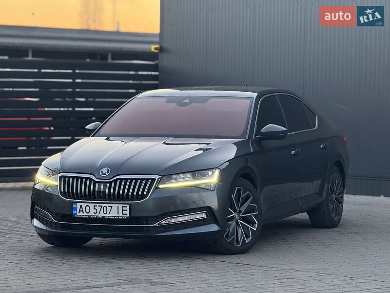 Лифтбек Skoda Superb 2019 в Мукачево