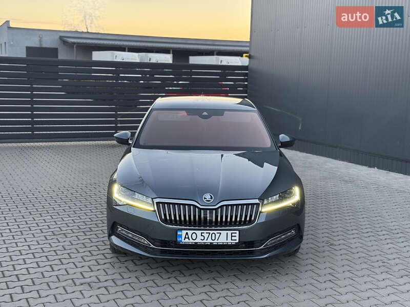 Лифтбек Skoda Superb 2019 в Мукачево