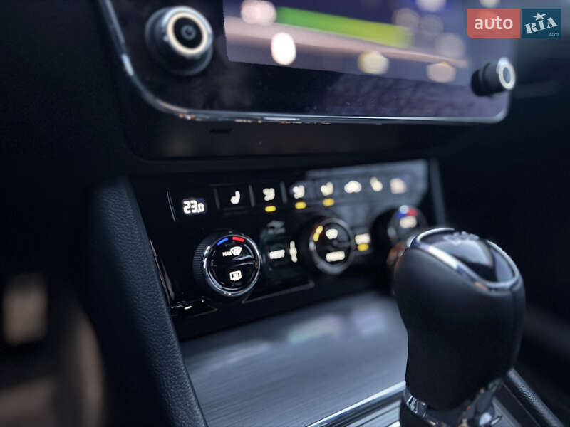 Лифтбек Skoda Superb 2019 в Мукачево