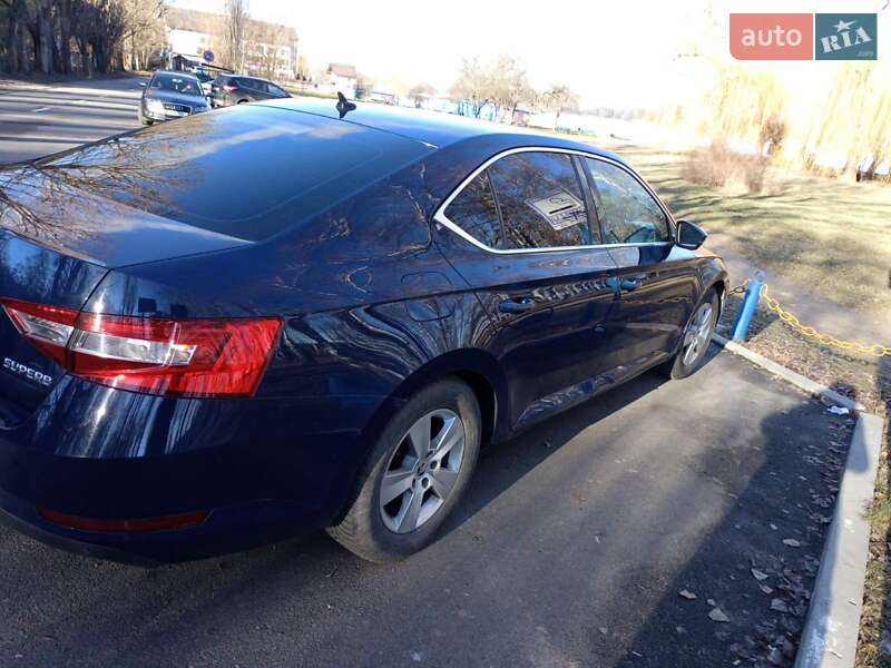 Лифтбек Skoda Superb 2016 в Ладыжине