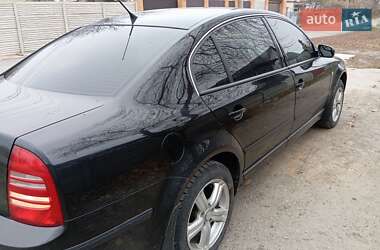 Ліфтбек Skoda Superb 2006 в Дніпрі