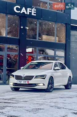 Ліфтбек Skoda Superb 2017 в Міжгір'ї