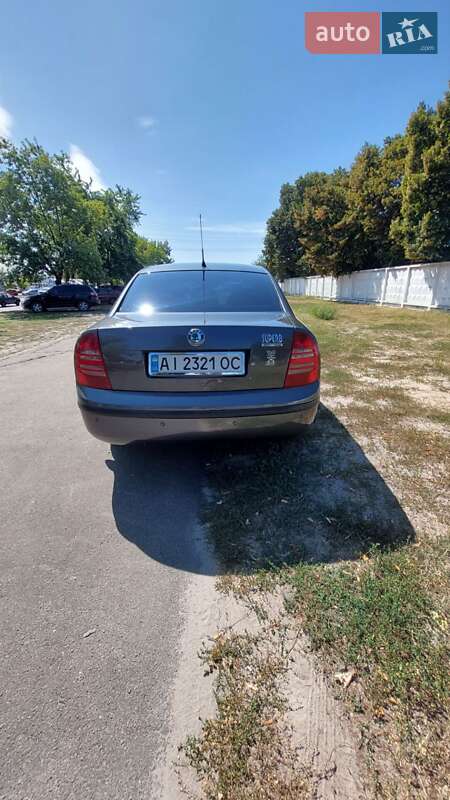 Лифтбек Skoda Superb 2005 в Броварах