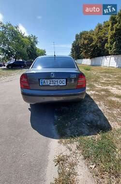 Лифтбек Skoda Superb 2005 в Киеве