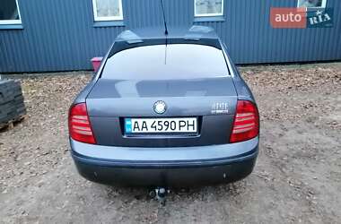 Лифтбек Skoda Superb 2002 в 