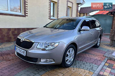 Універсал Skoda Superb 2010 в Миколаєві