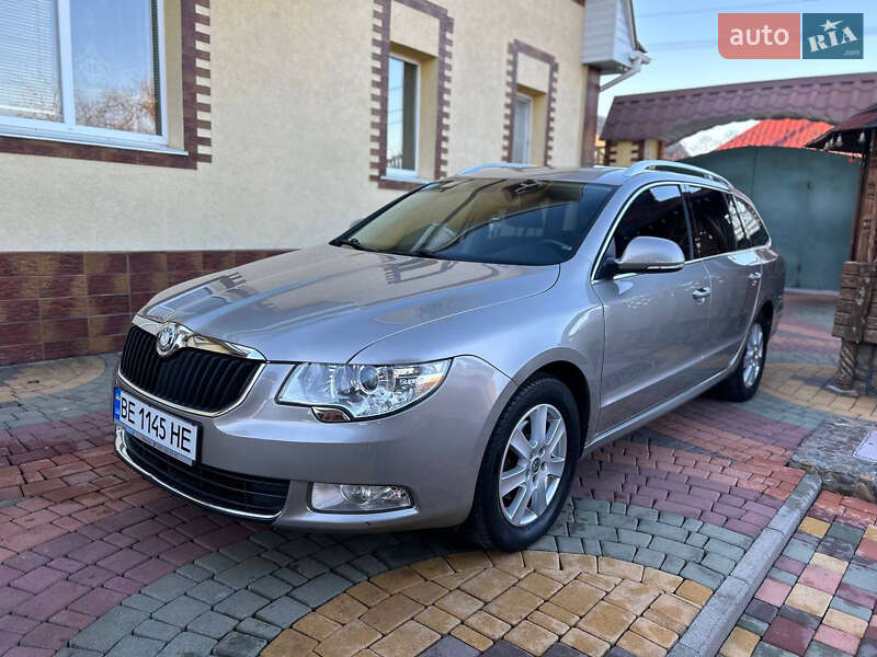 Универсал Skoda Superb 2010 в Николаеве