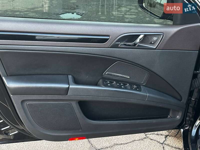 Универсал Skoda Superb 2015 в Кривом Роге